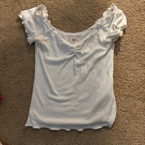 BDG White Puff Sleeve Ruffled Blouse